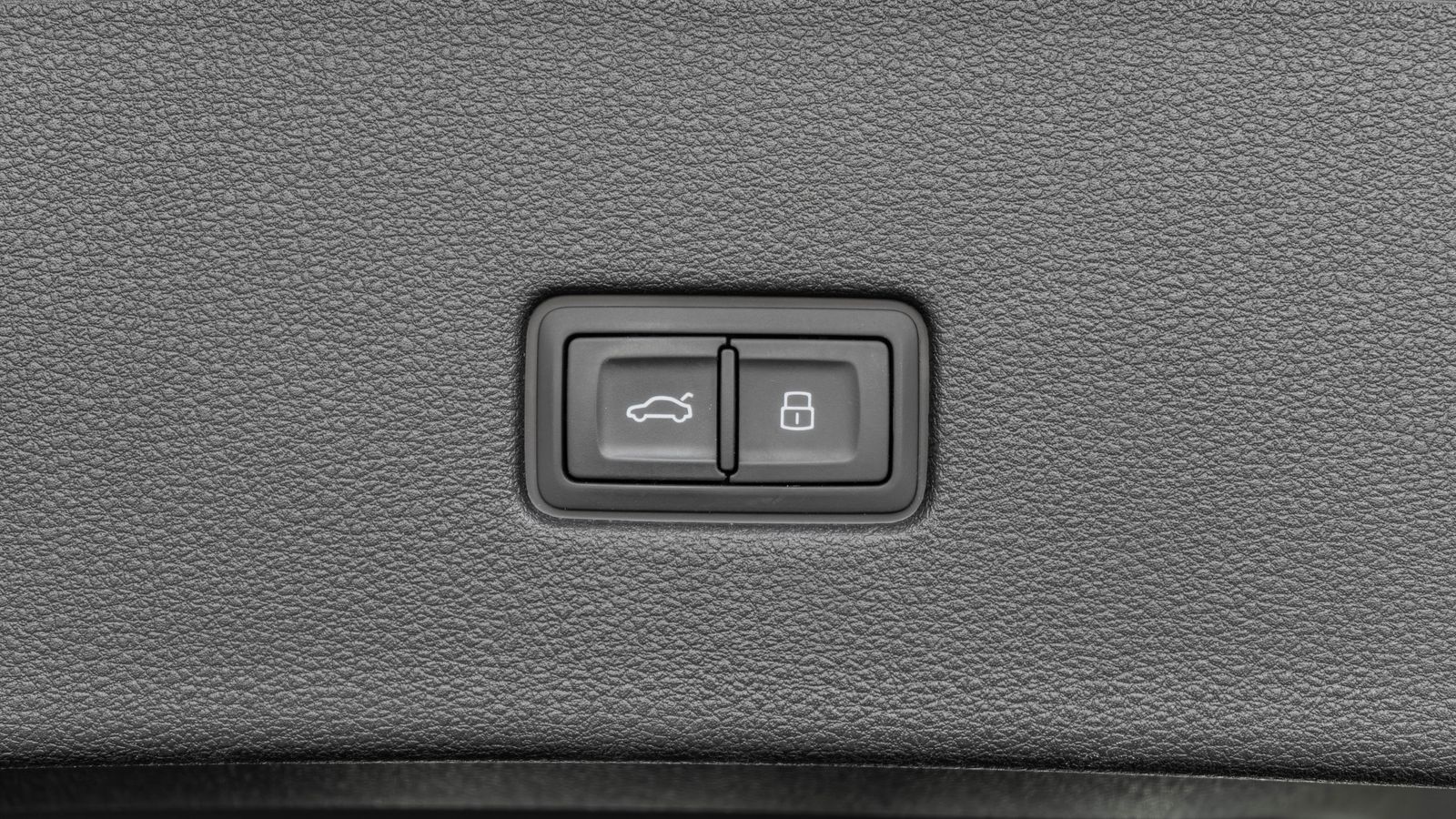 2020 Audi Q8 55 Premium Plus — full photo 34 of 34