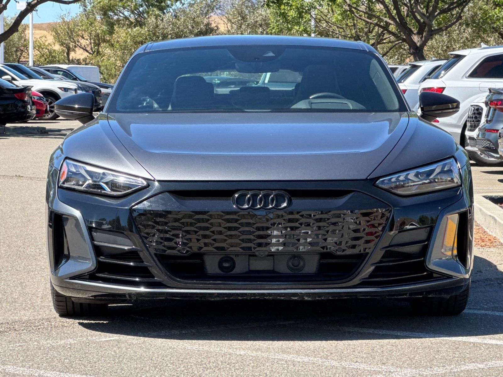 2022 Audi e-tron GT Premium Plus — full photo 8 of 27