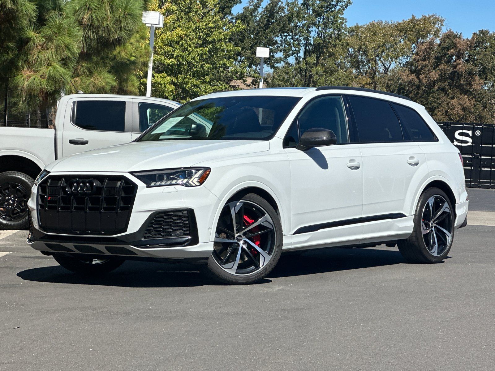 2023 Audi SQ7 Prestige — foto completa 1 de 28
