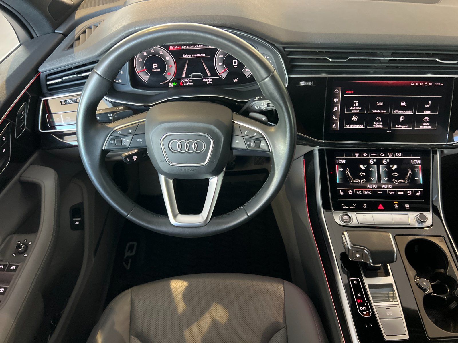 2021 Audi Q7 55 Prestige — full photo 14 of 30