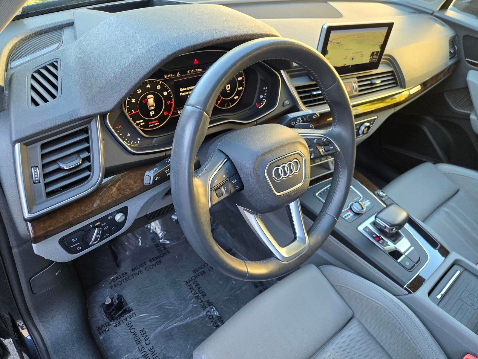 2020 Audi Q5 45 Prestige — foto completa 19 de 28