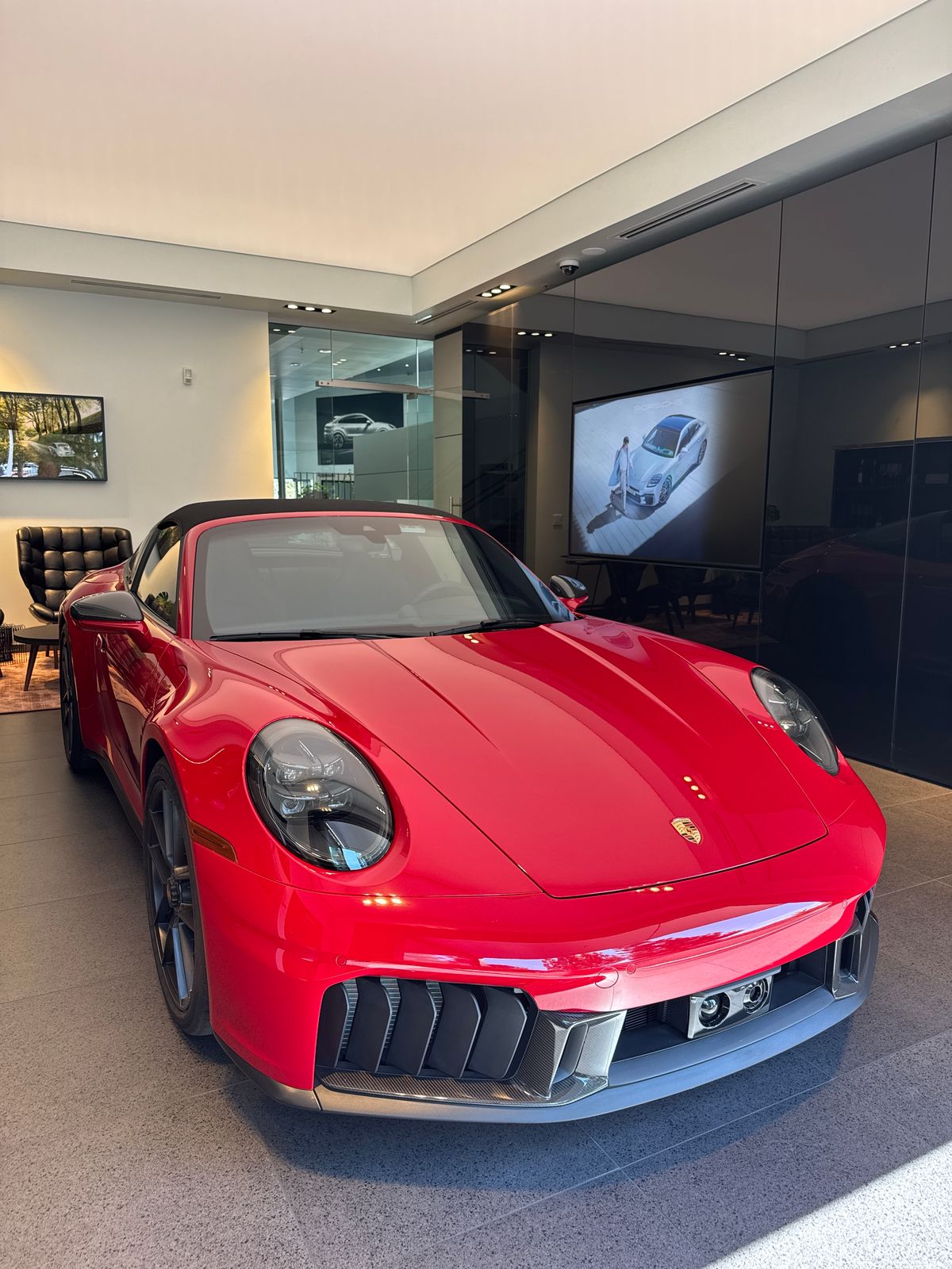 2026 Porsche 911 Targa 4 GTS — foto completa 3 de 12