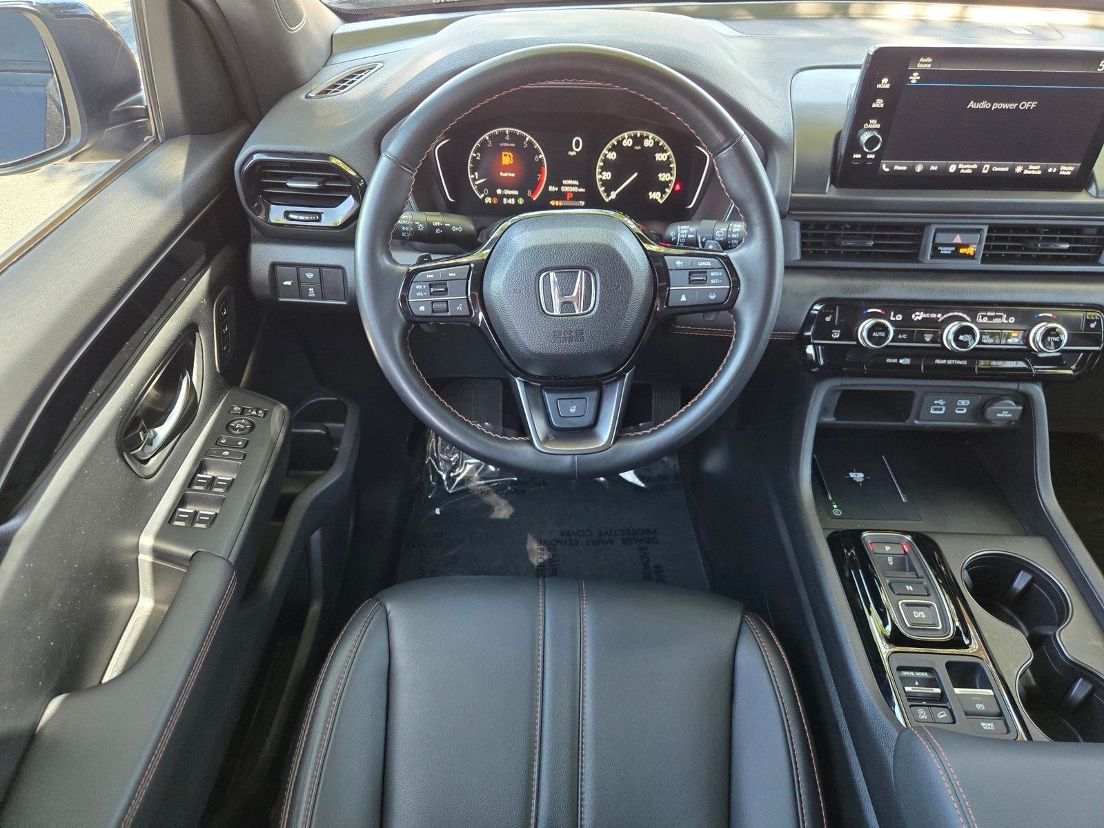 2025 Honda Pilot TrailSport — full photo 14 of 28