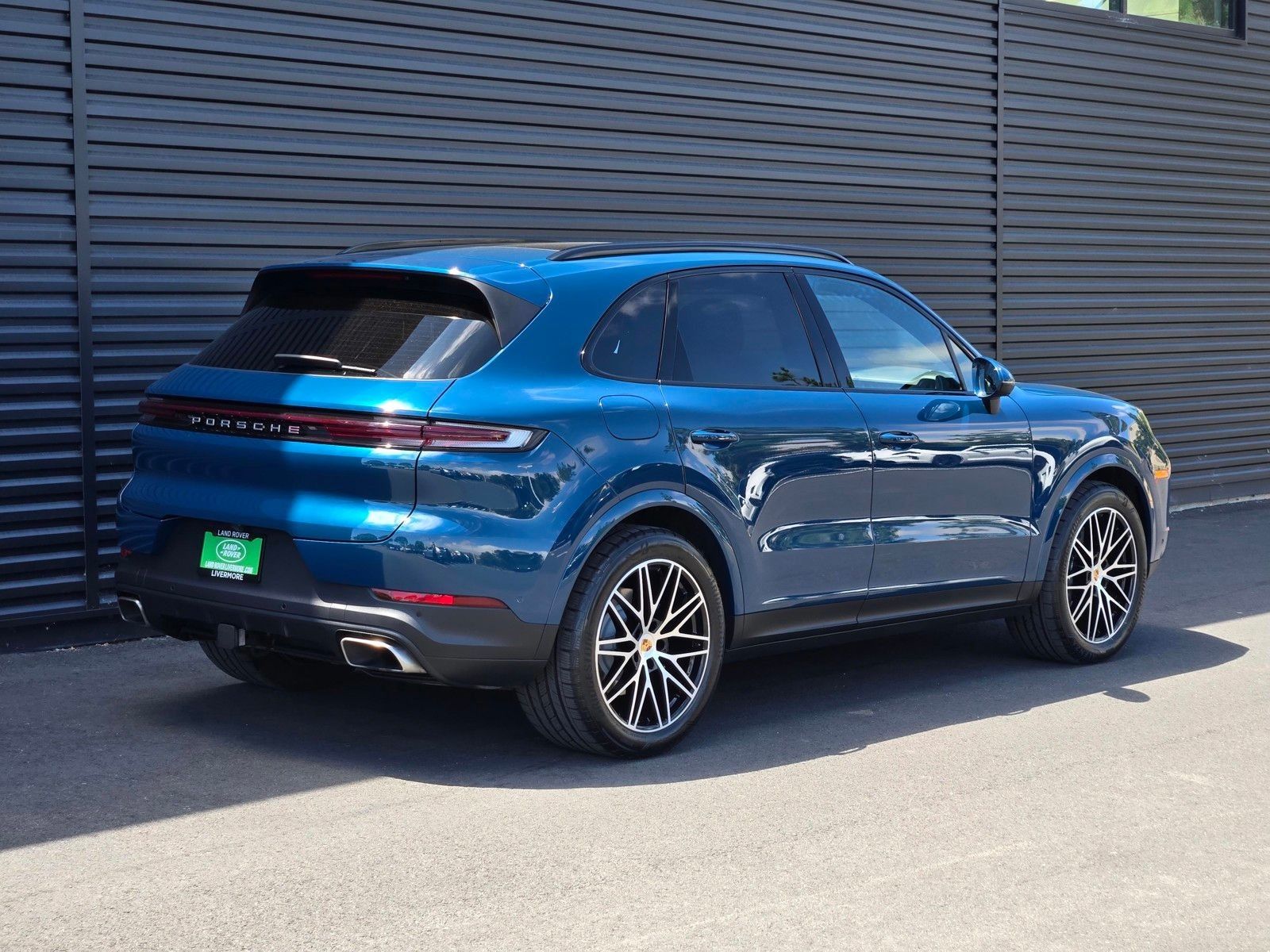 2025 Porsche Cayenne Base — foto completa 6 de 45