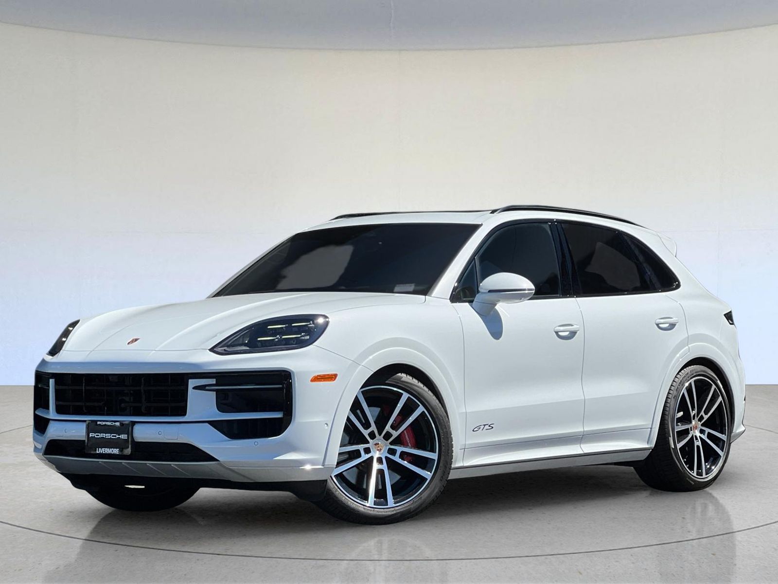 2026 Porsche Cayenne GTS — foto completa 2 de 30