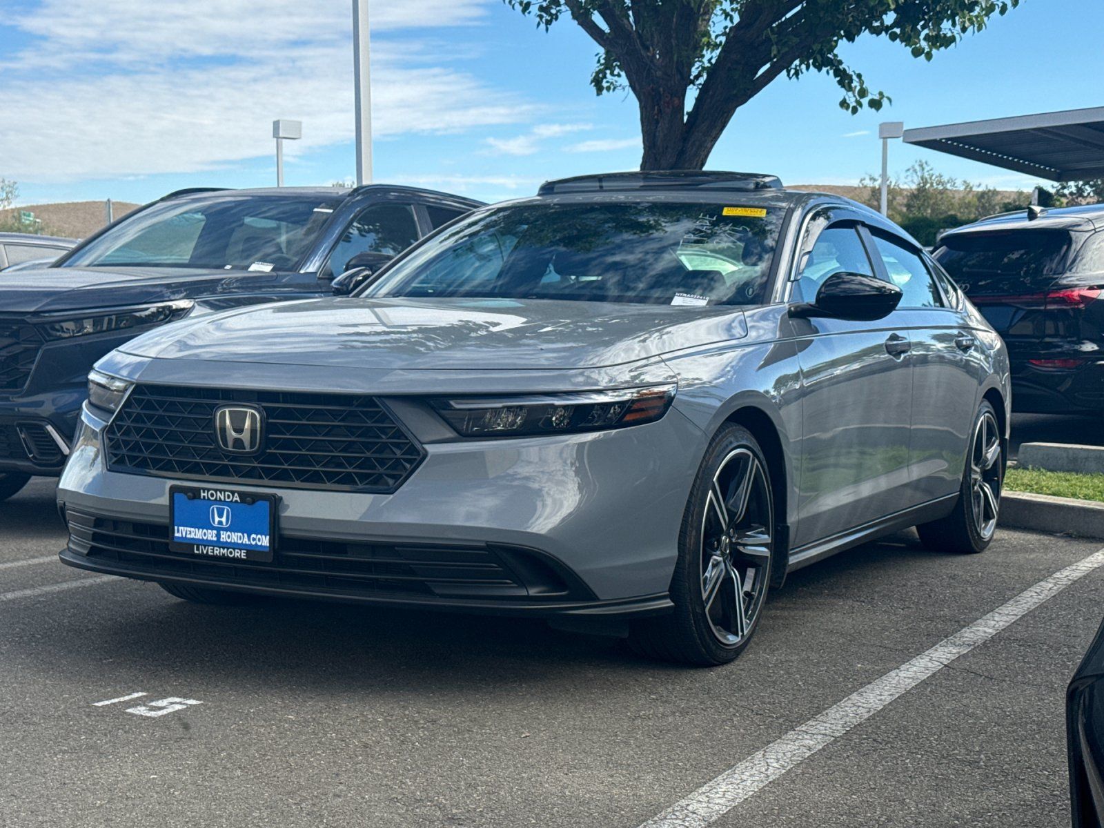 2024 Honda Accord Hybrid Sport — full photo 2 of 3