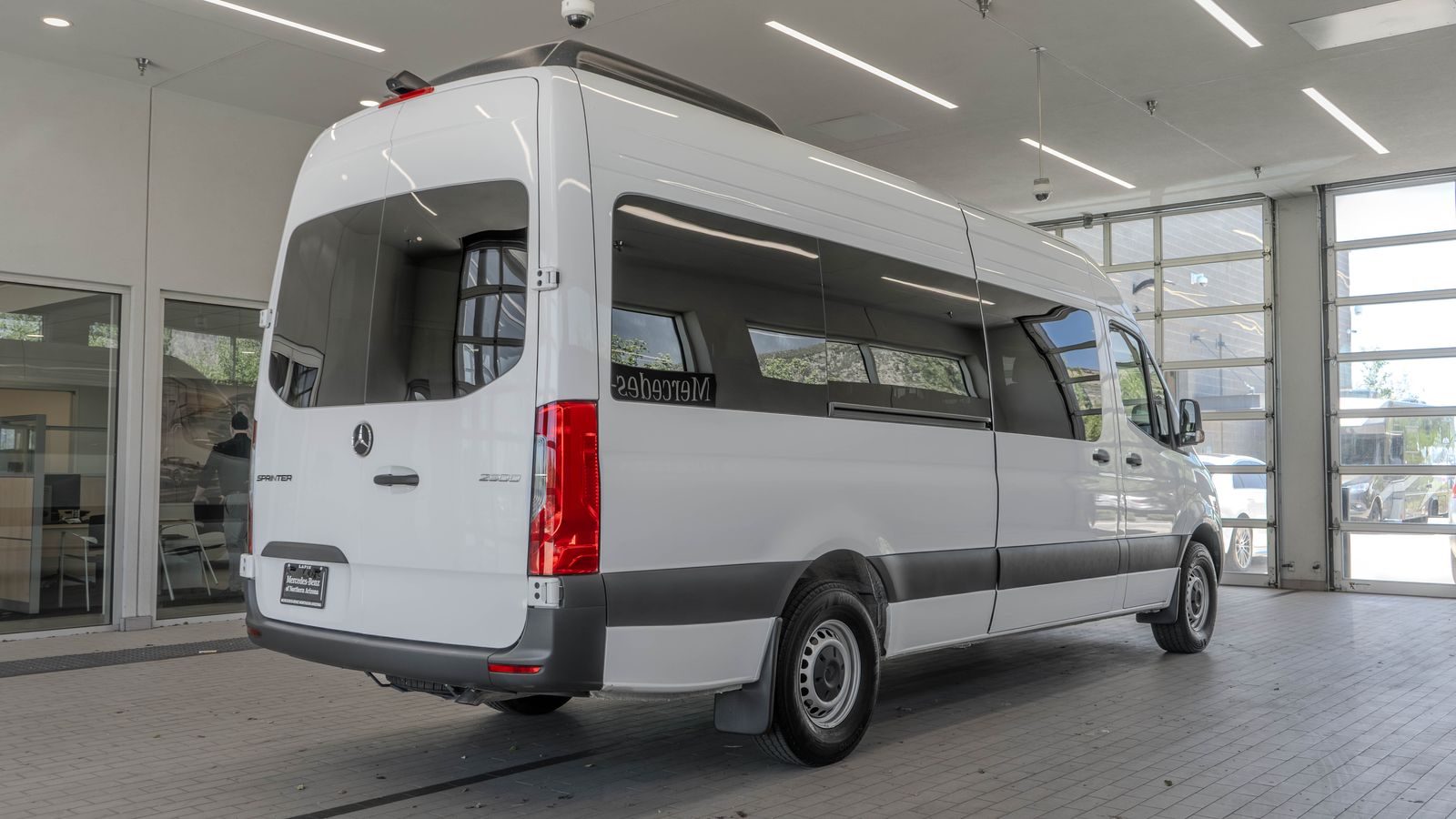 2025 Mercedes-Benz Sprinter 2500 Passenger 170 WB — full photo 29 of 35