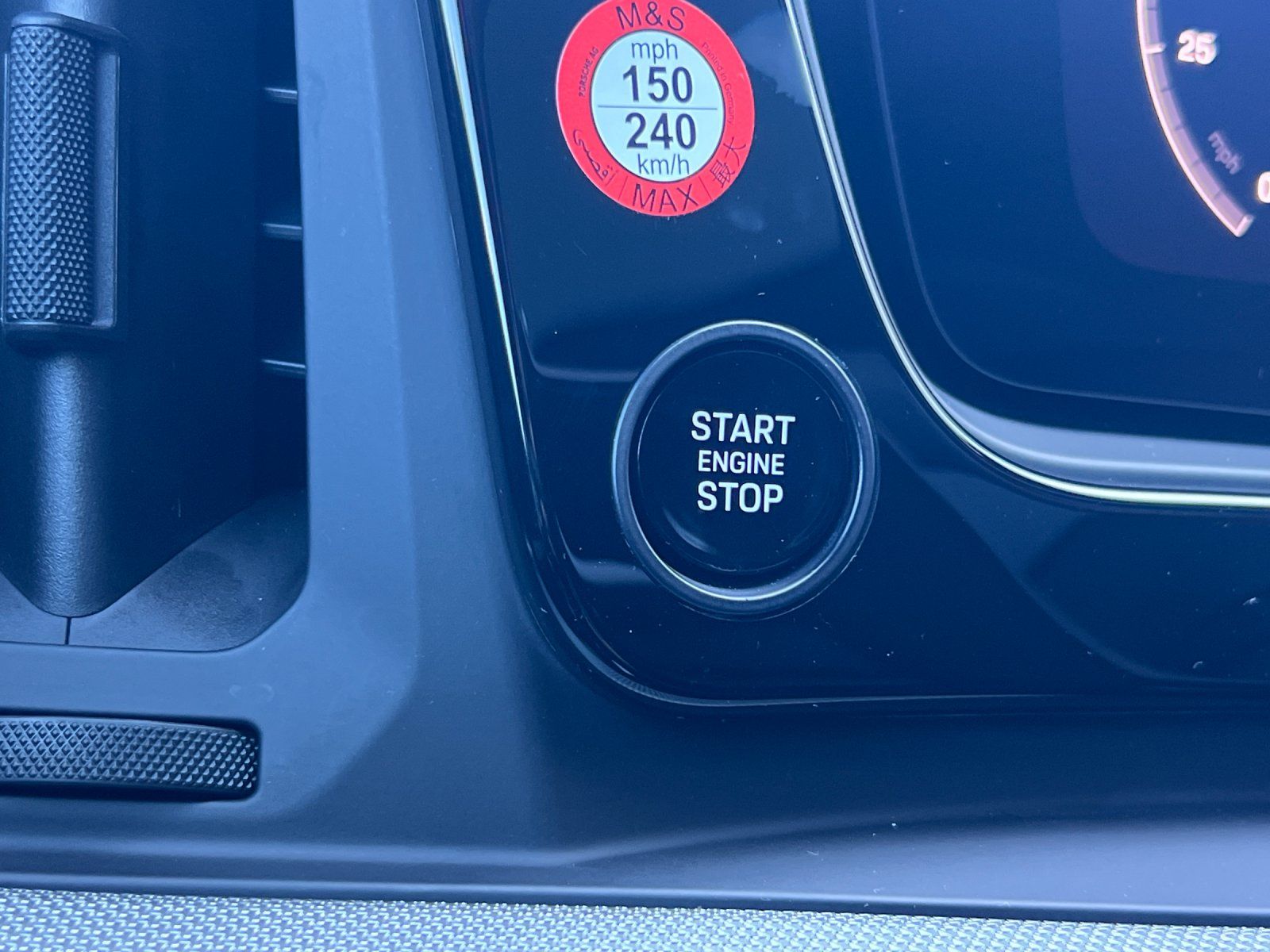2026 Porsche Cayenne Coupe Base — full photo 23 of 29