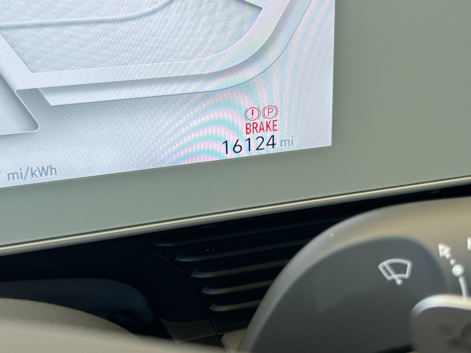 2024 Hyundai IONIQ 5 SEL — full photo 28 of 29