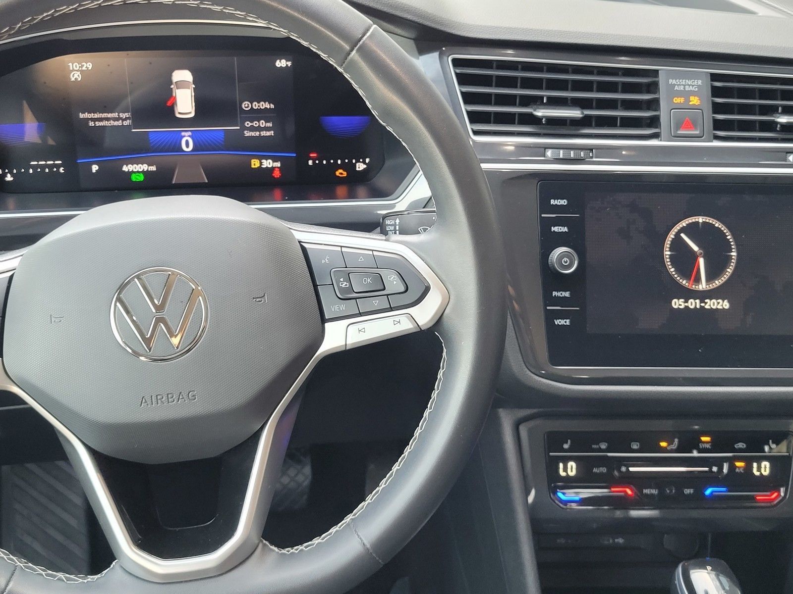 2024 Volkswagen Tiguan 2.0T SE — foto completa 15 de 45