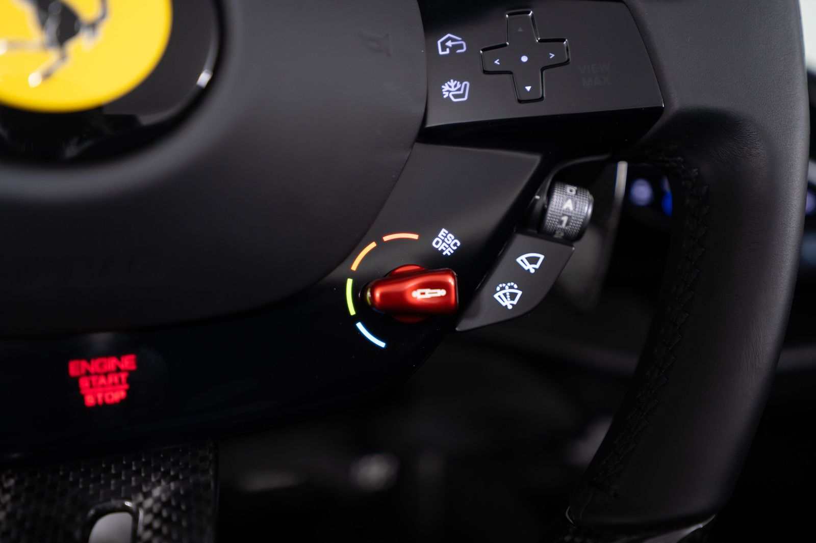 2025 Ferrari SF90 Spider — full photo 41 of 67