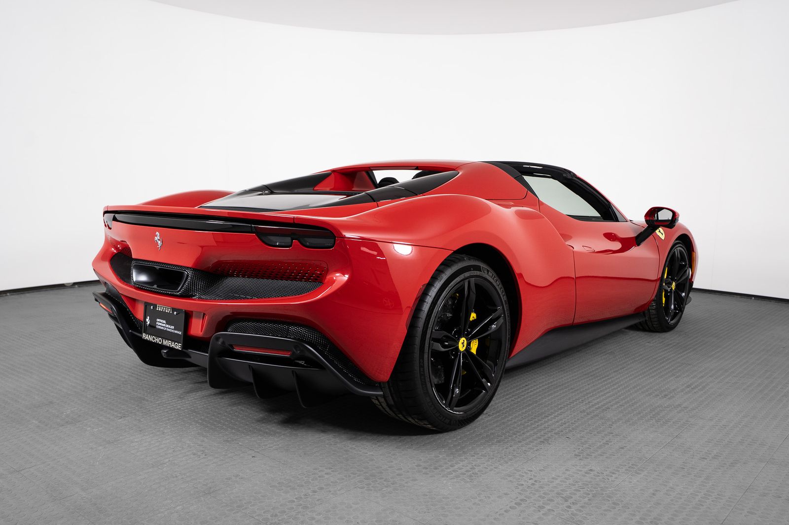2025 Ferrari 296 GTS — foto completa 6 de 43