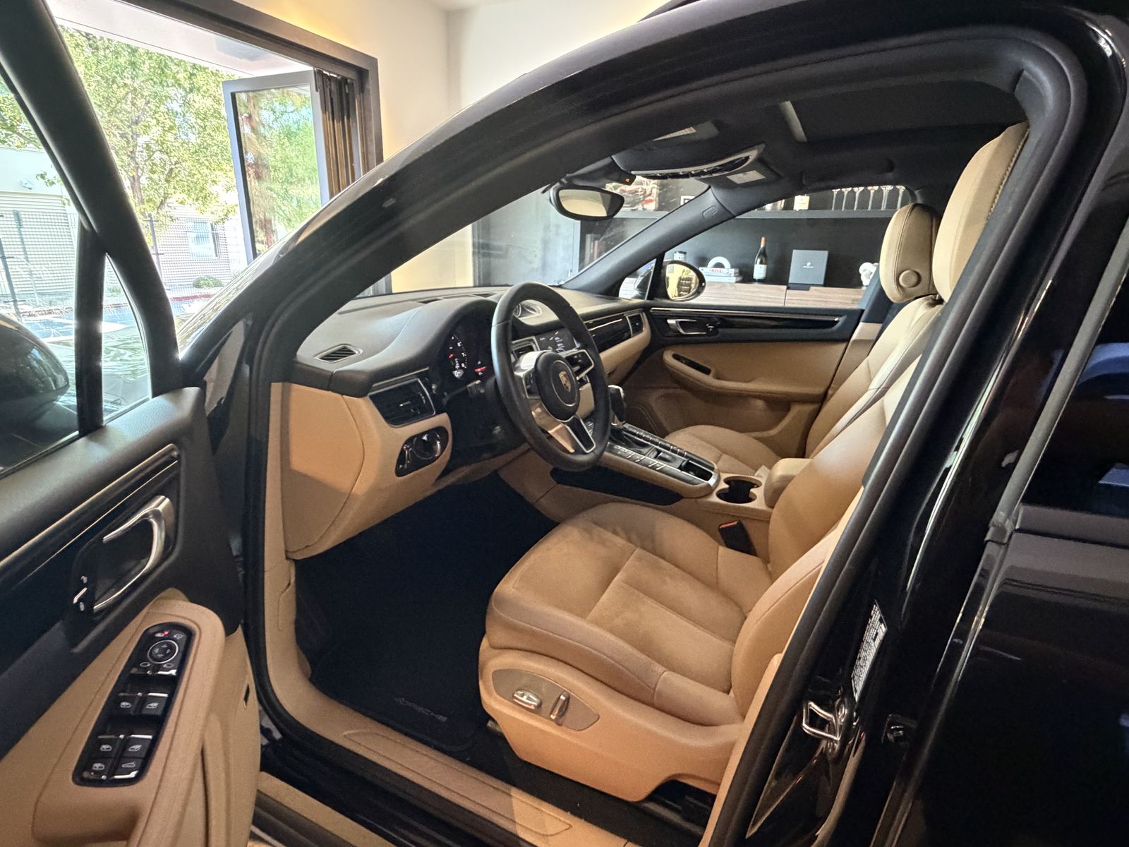 2018 Porsche Macan Base — foto completa 4 de 7