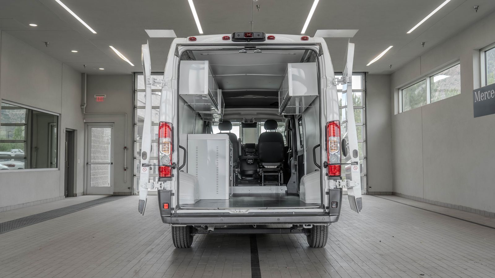 2024 Ram ProMaster 3500 High Roof — foto completa 16 de 37