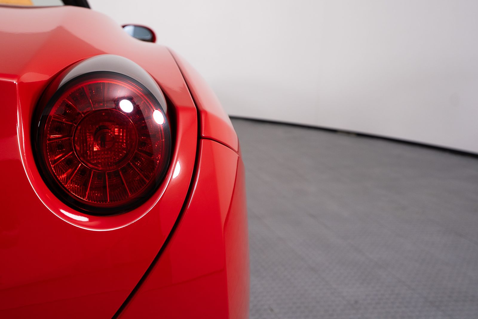 2012 Ferrari California — full photo 36 of 38