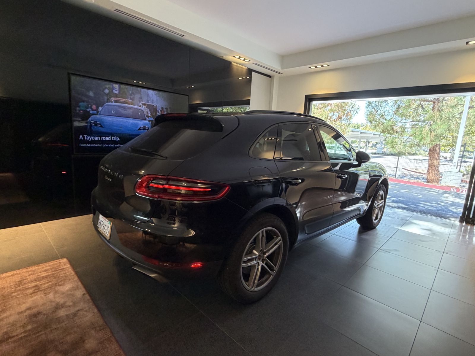 2018 Porsche Macan Base — foto completa 7 de 7