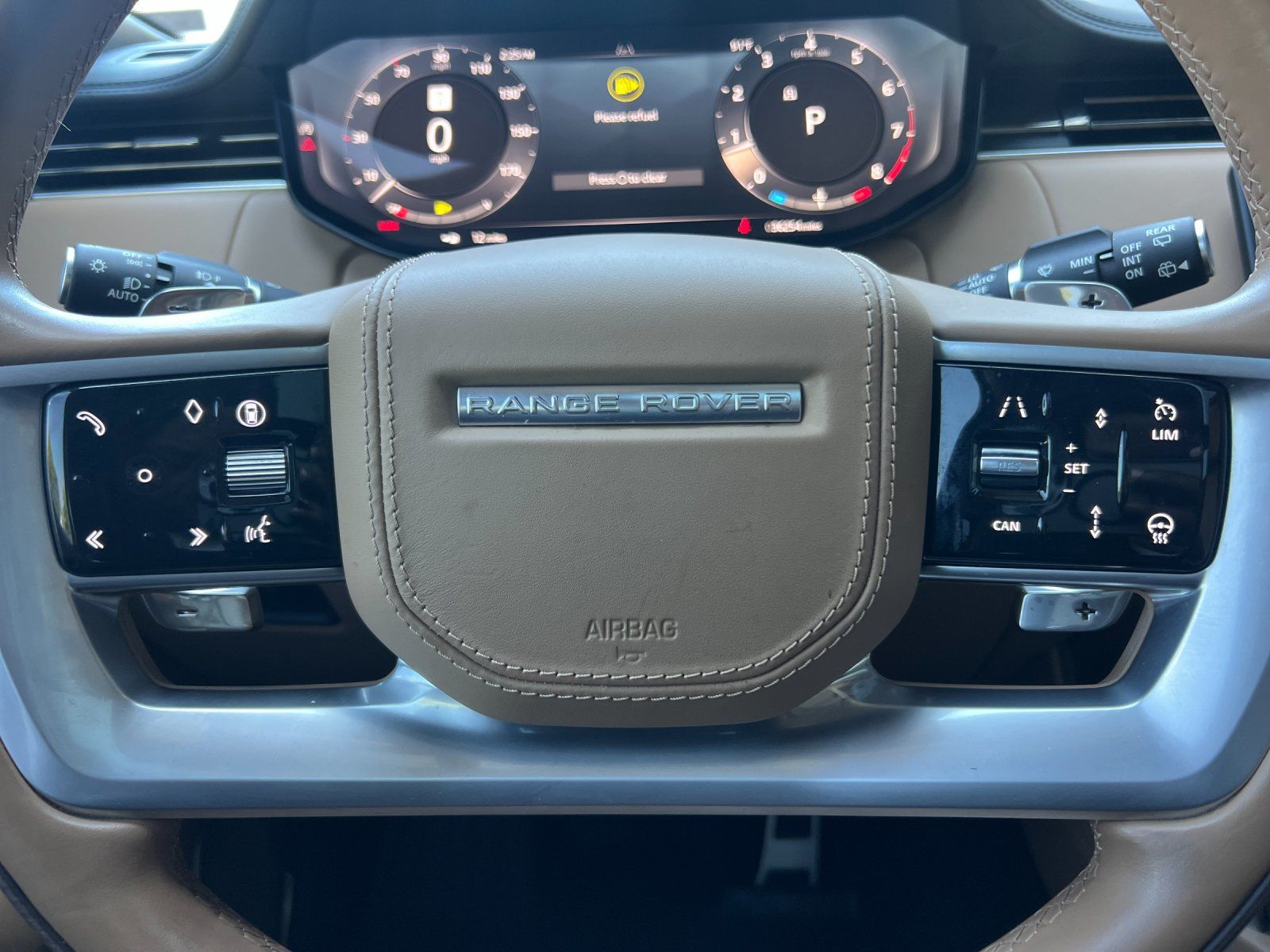 2025 Land Rover Range Rover Autobiography — full photo 21 of 27