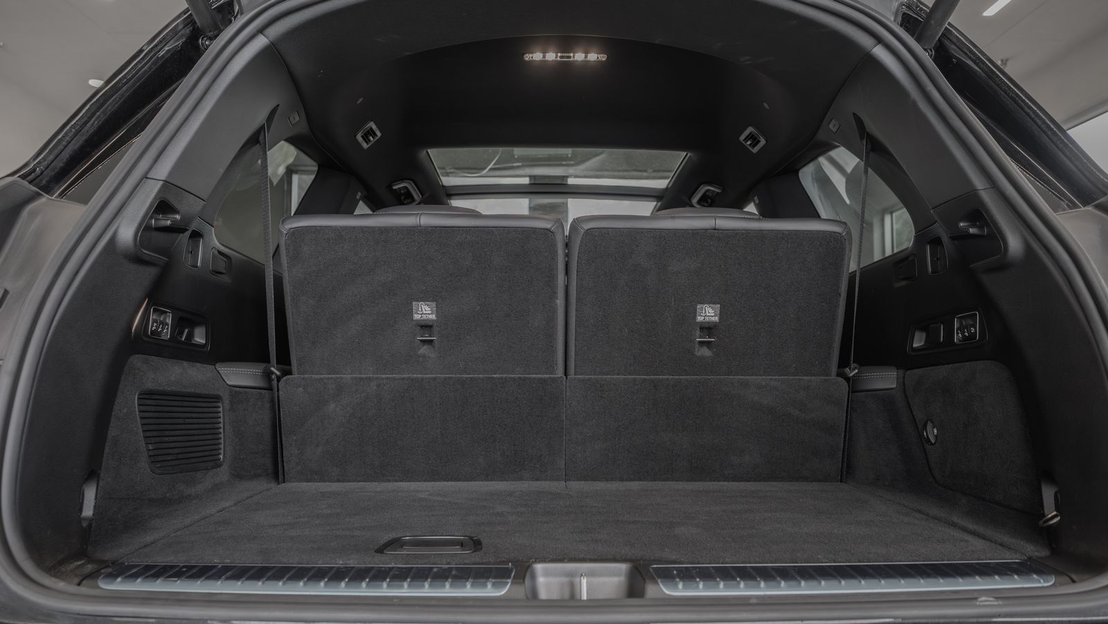 2023 Mercedes-Benz GLS GLS 580 — full photo 34 of 35