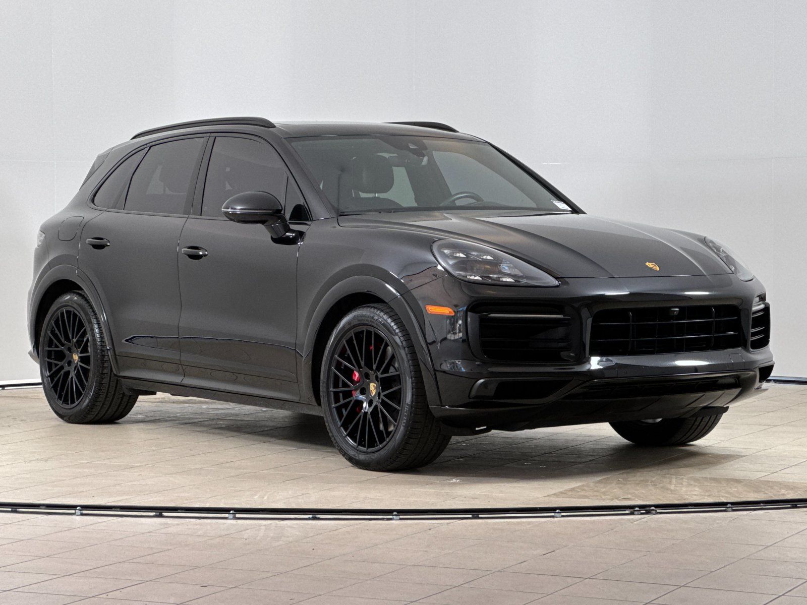 2023 Porsche Cayenne GTS — foto completa 10 de 29