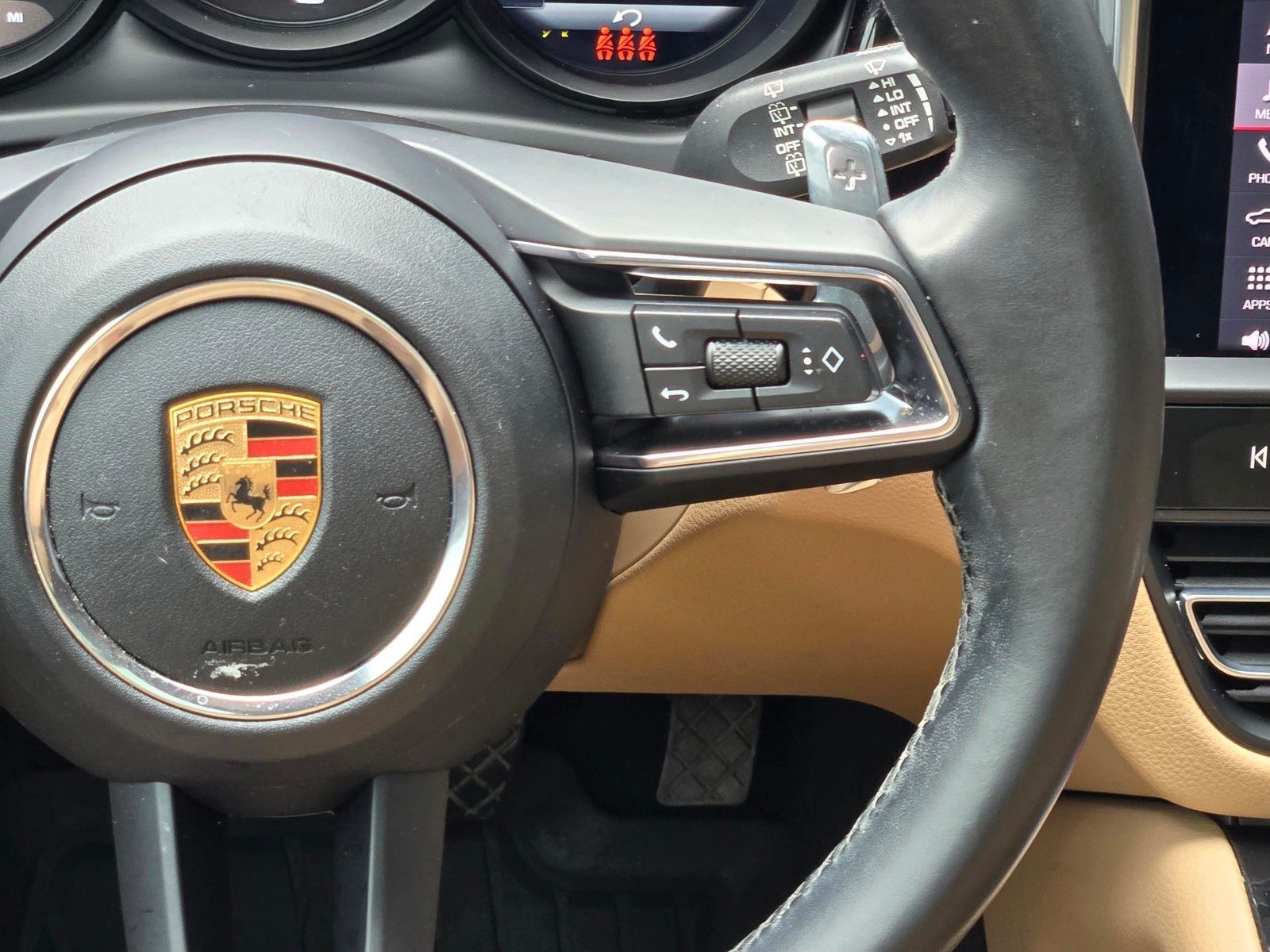 2024 Porsche Macan S — foto completa 17 de 27