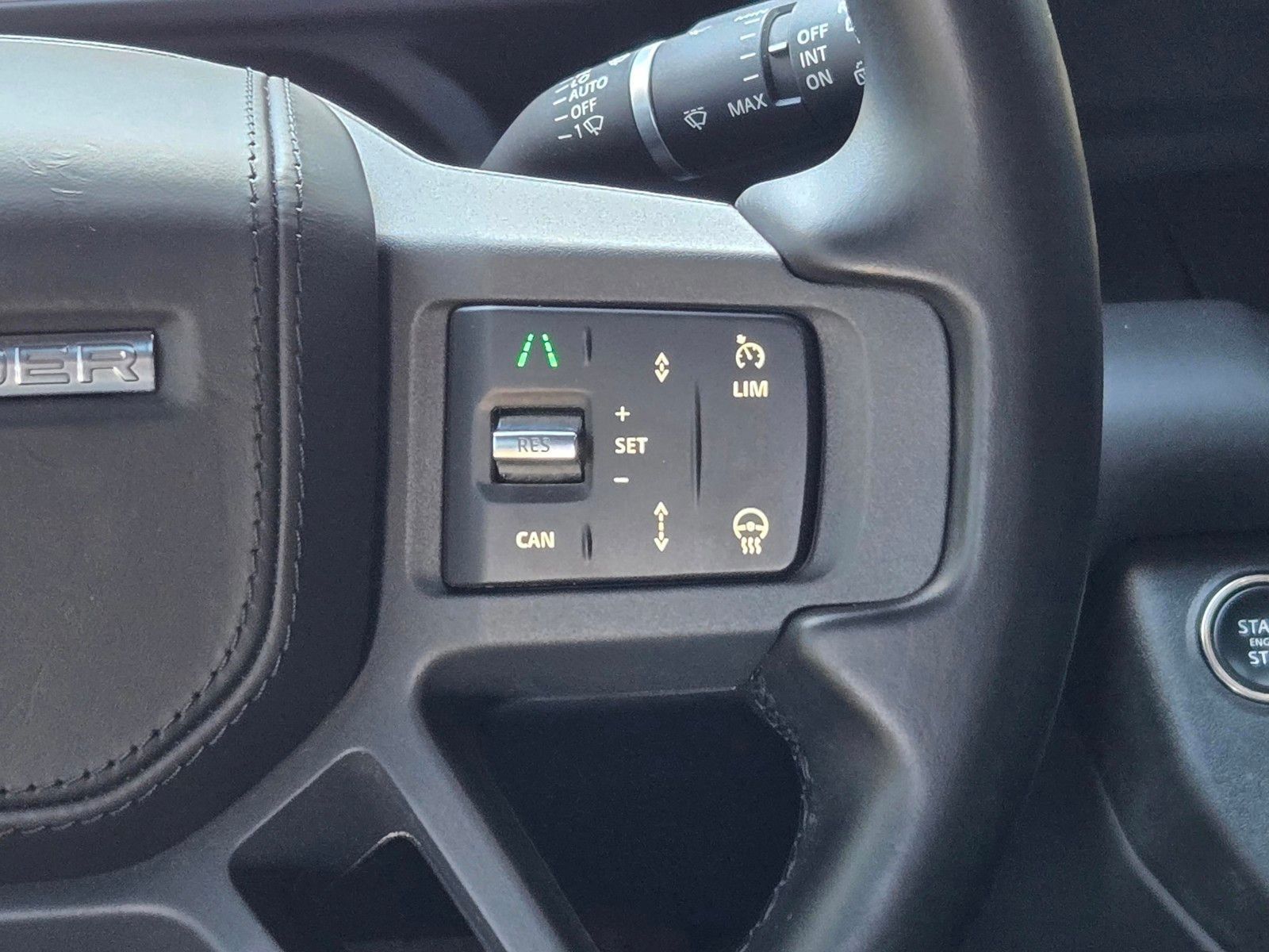 2024 Land Rover Defender 130 X — foto completa 16 de 45