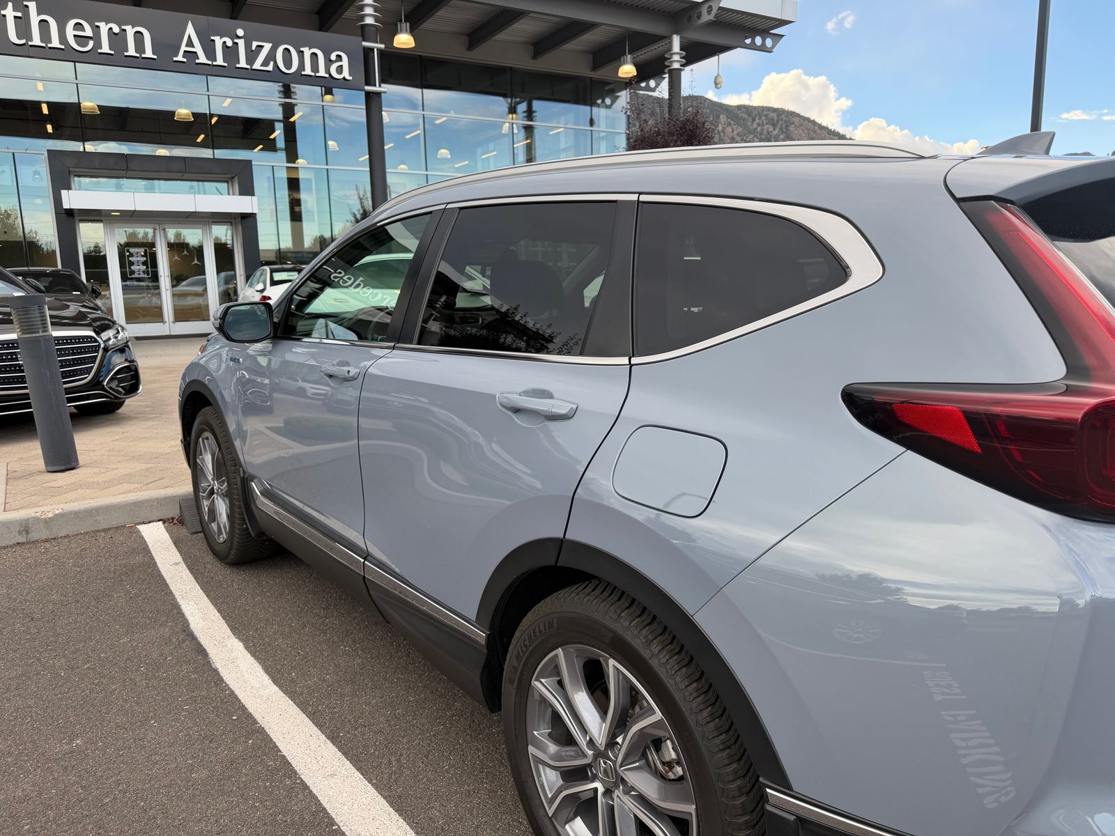 2021 Honda CR-V Hybrid Touring — foto completa 1 de 7