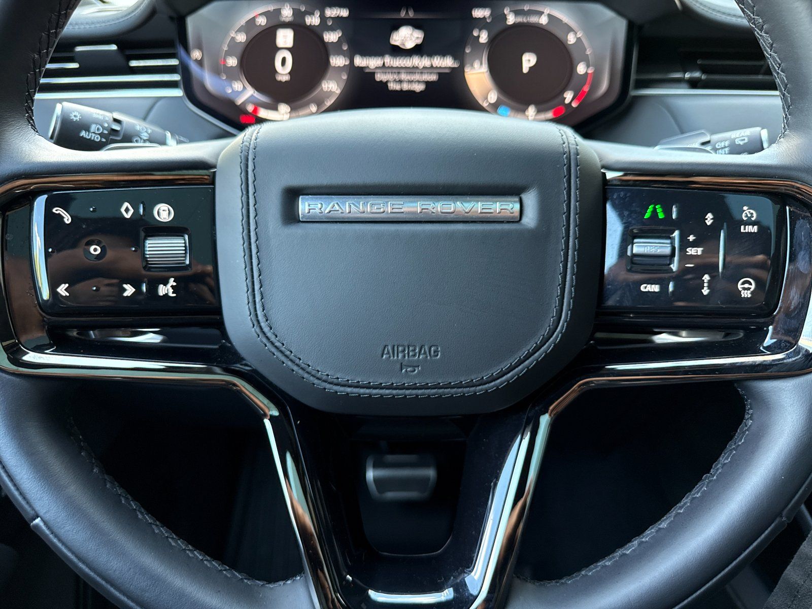 2024 Land Rover Range Rover Sport Dynamic SE — foto completa 23 de 28