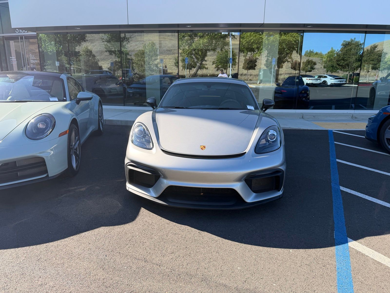 2021 Porsche 718 Cayman GT4 — foto completa 1 de 5