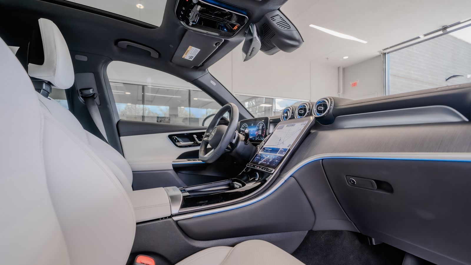2024 Mercedes-Benz GLC GLC 300 Coupe — full photo 17 of 35