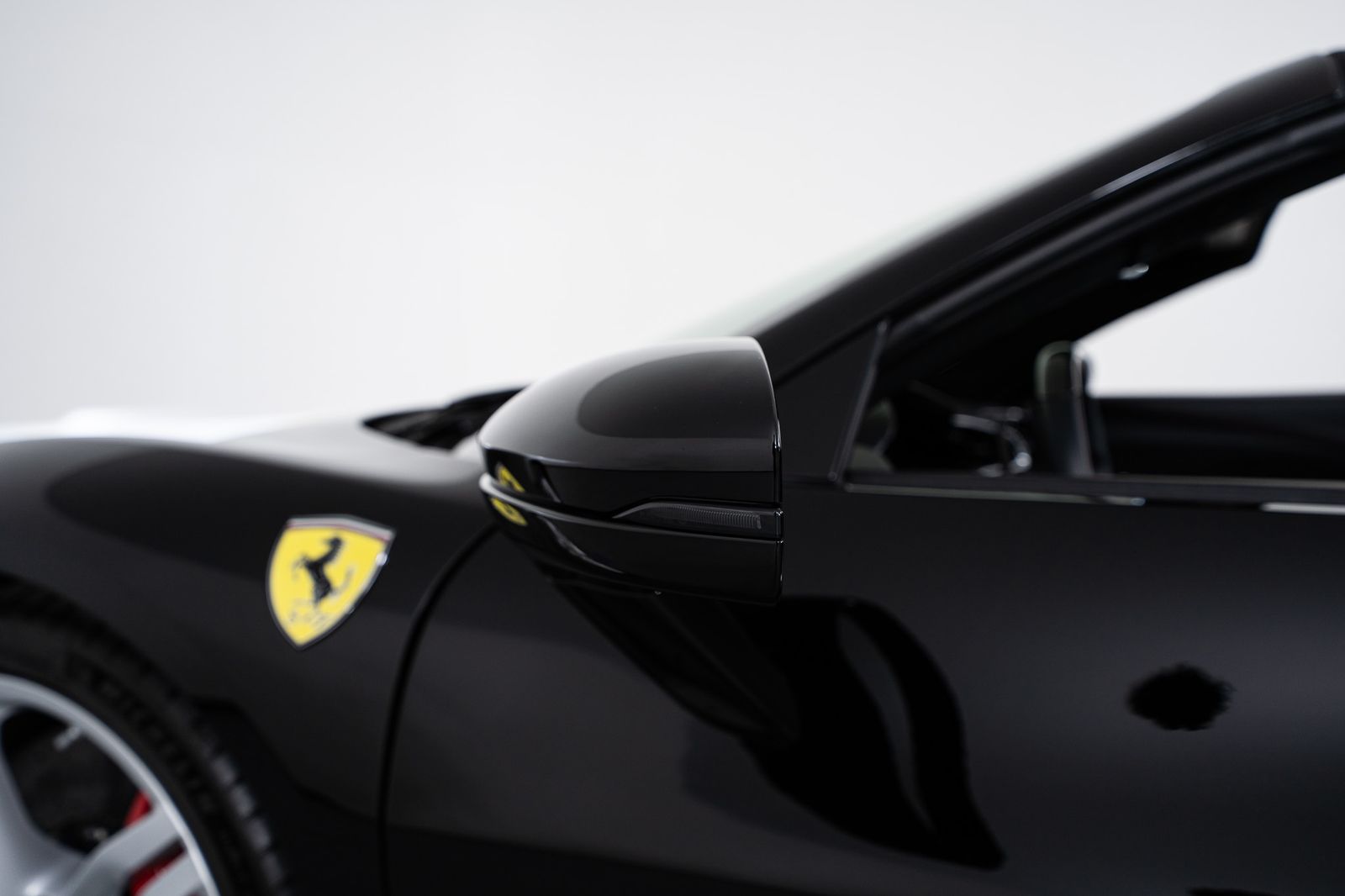 2024 Ferrari 296 GTS — full photo 10 of 46