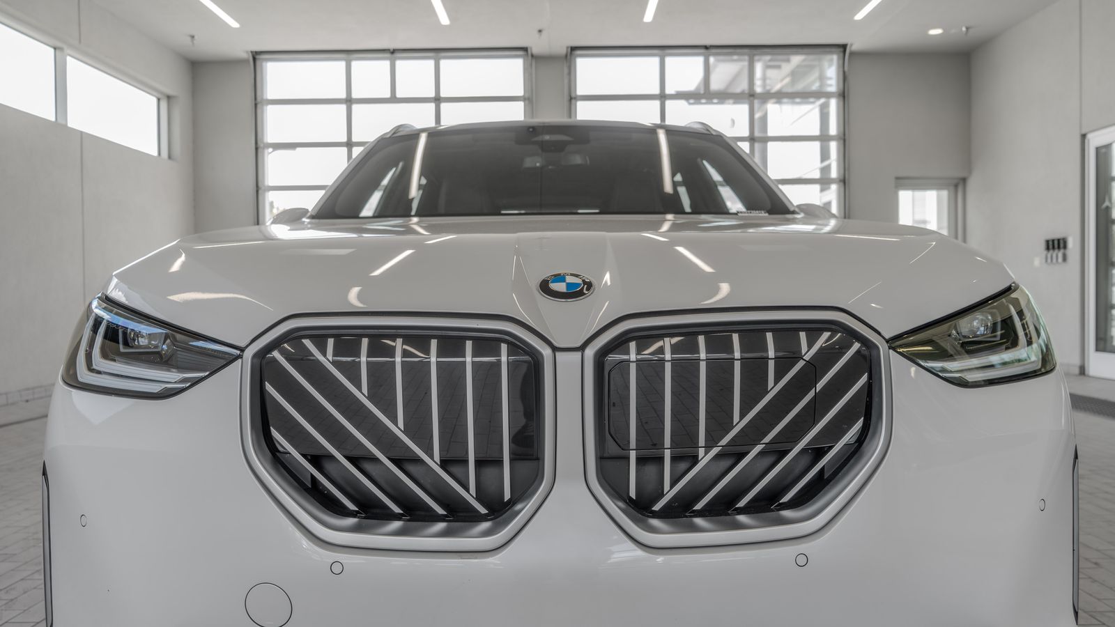 2025 BMW X3 30 xDrive — full photo 23 of 35