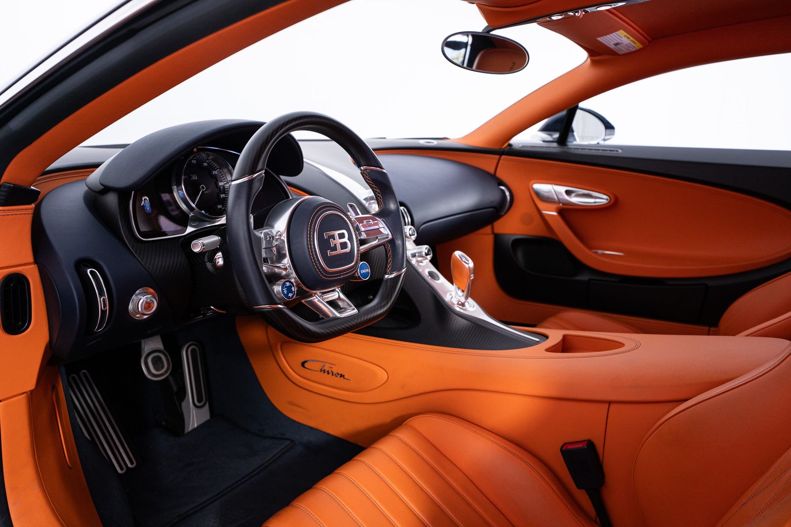 2018 Bugatti Chiron — foto completa 41 de 85