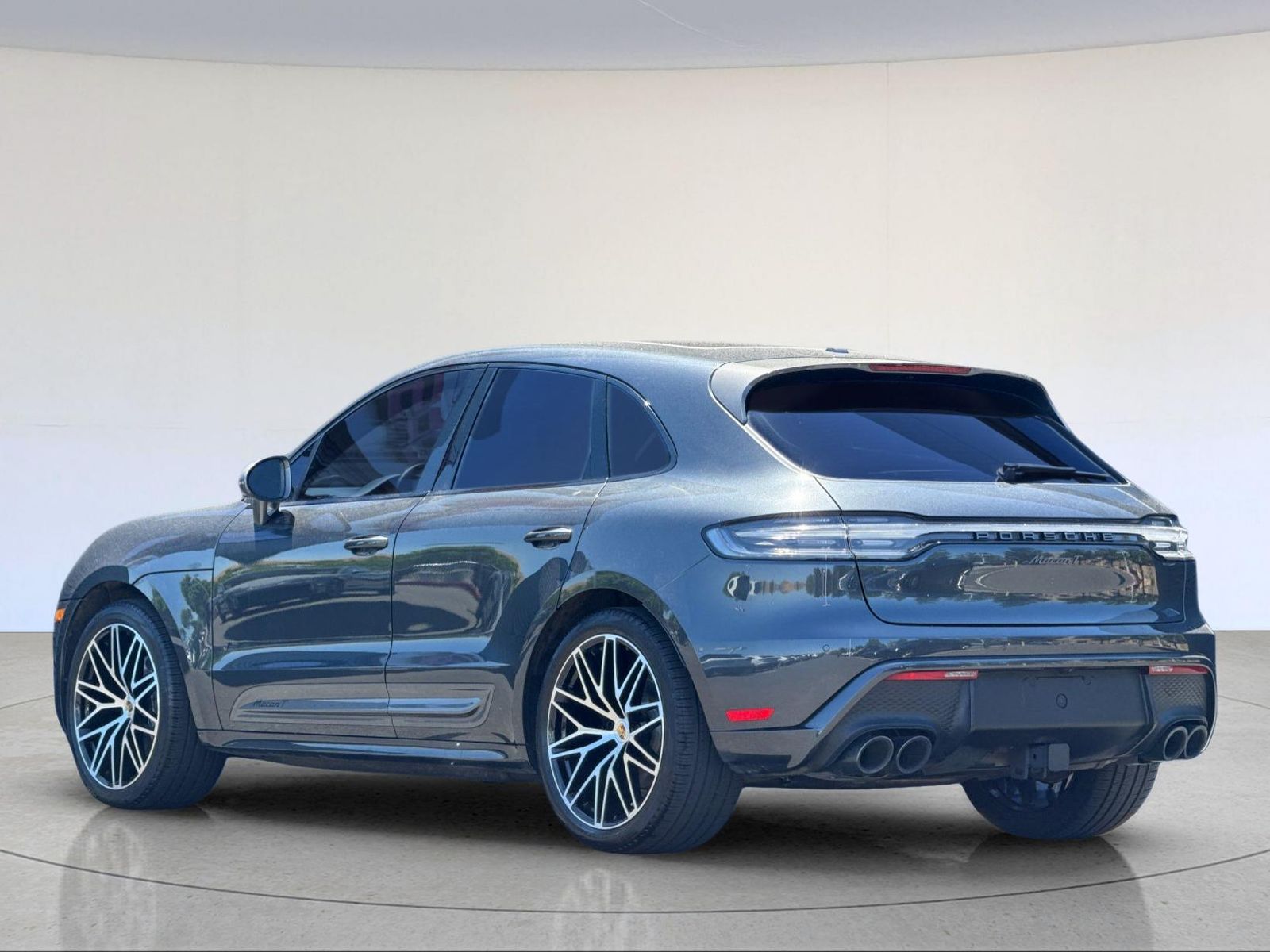 2023 Porsche Macan T — foto completa 4 de 29