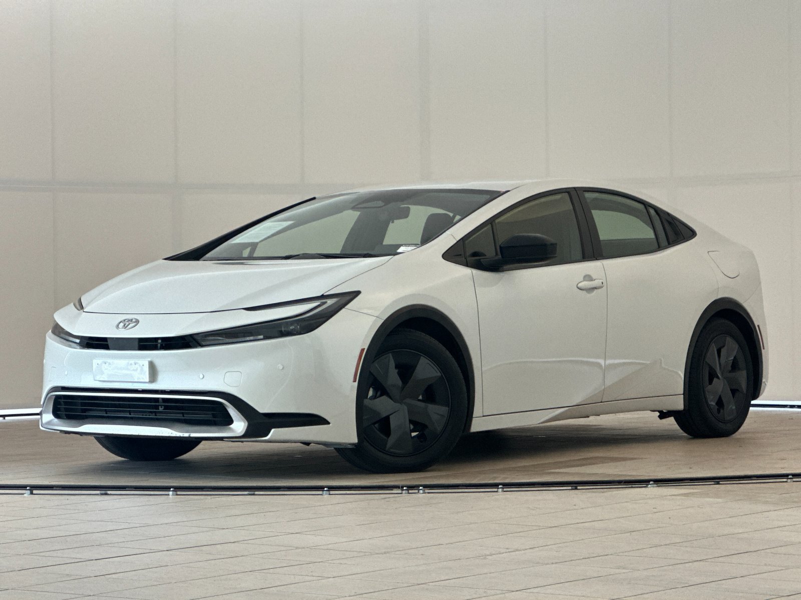 2023 Toyota Prius Prime SE — photo 1 of 27