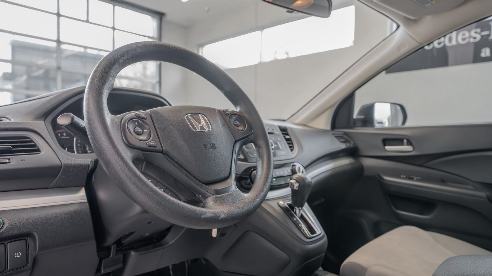 2016 Honda CR-V LX — foto completa 7 de 31