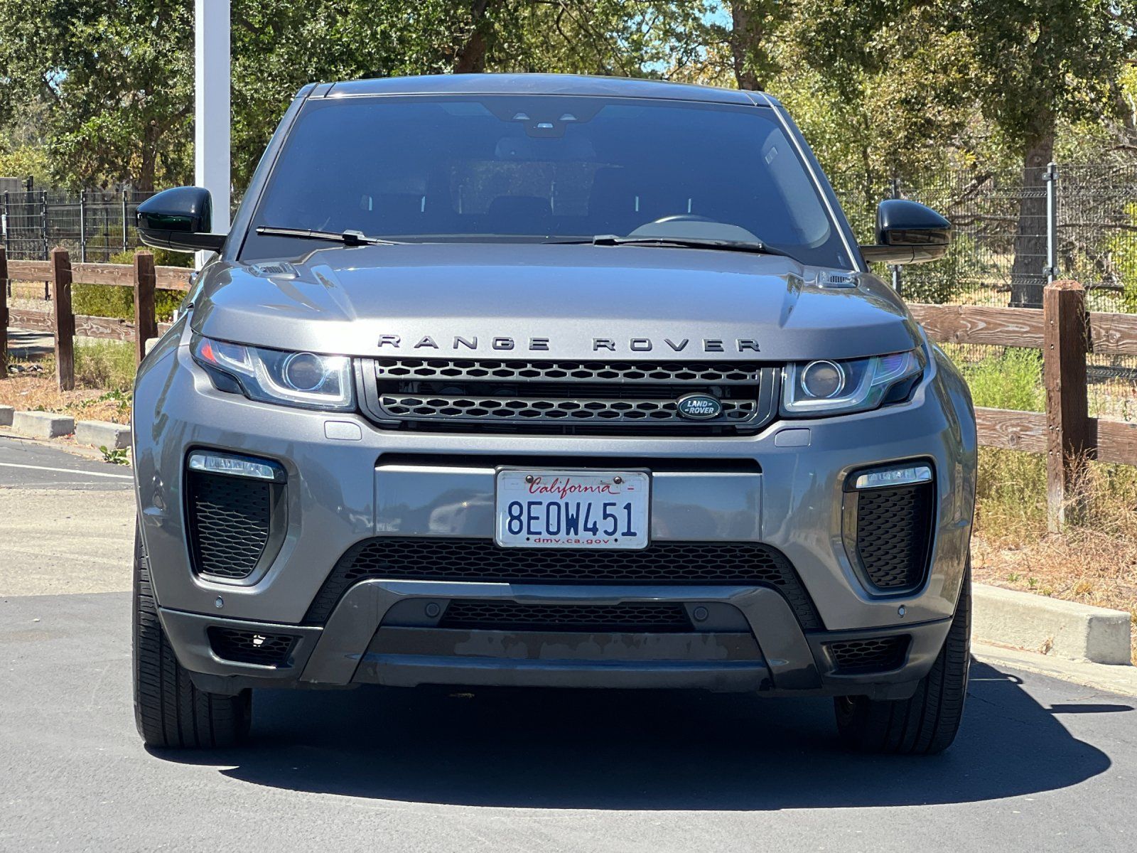 2018 Land Rover Range Rover Evoque Landmark Edition — full photo 8 of 28