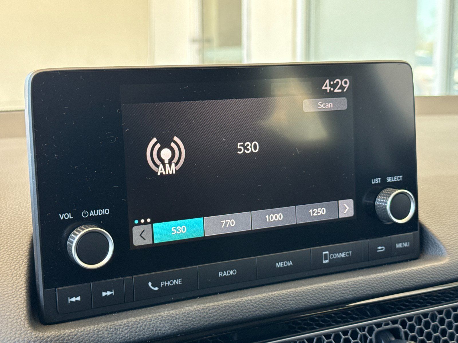 2023 Honda Civic LX — full photo 17 of 27