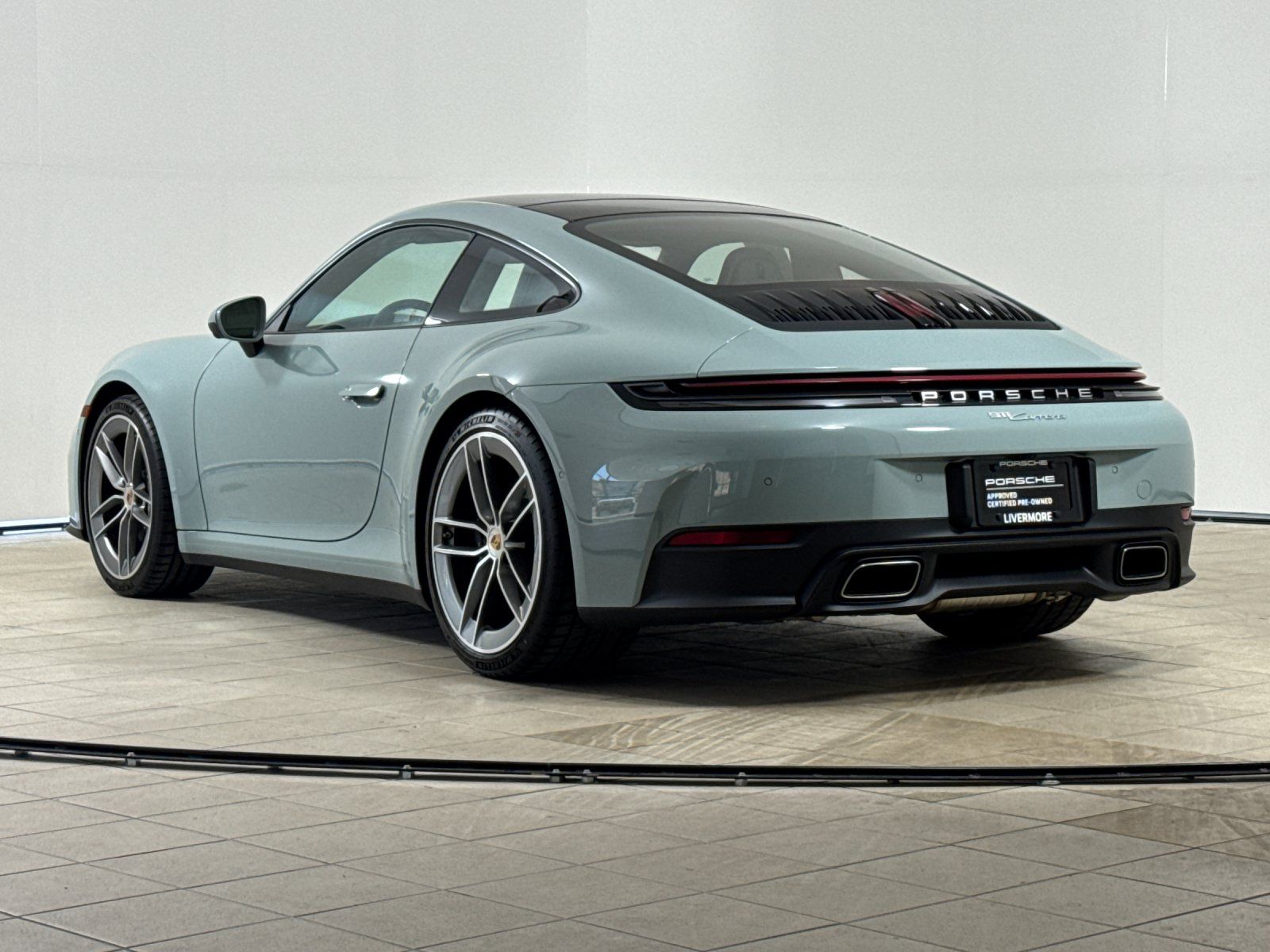 2026 Porsche 911 Carrera — full photo 4 of 29