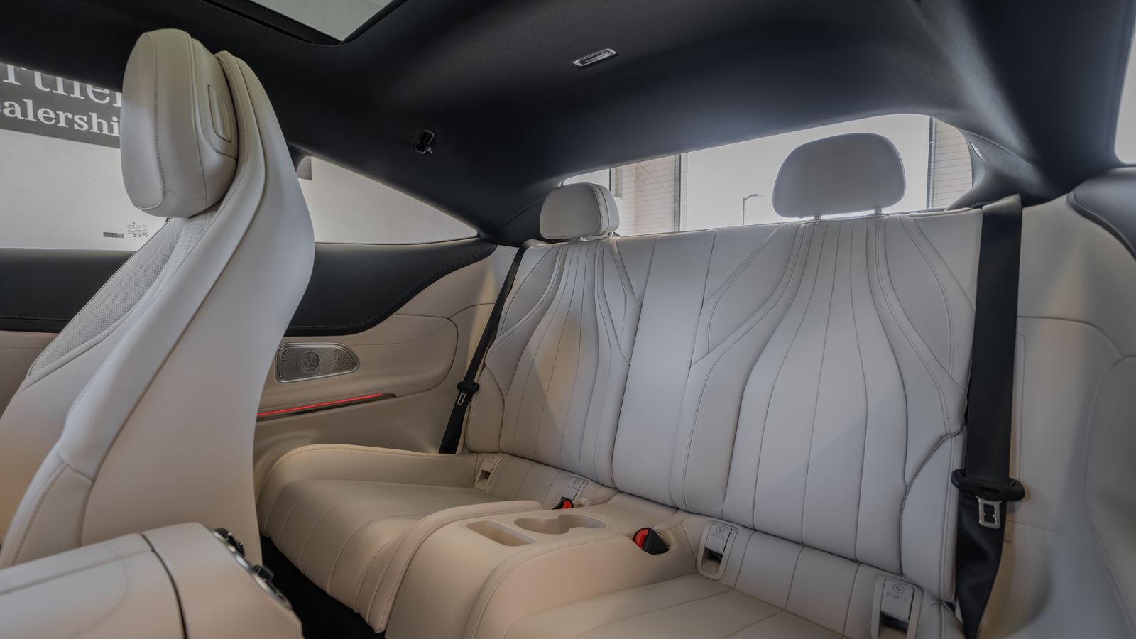 2026 Mercedes-Benz CLE CLE 53 AMG® — foto completa 26 de 36