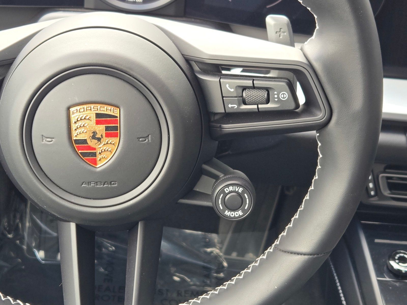 2022 Porsche 911 GT3 — full photo 17 of 27