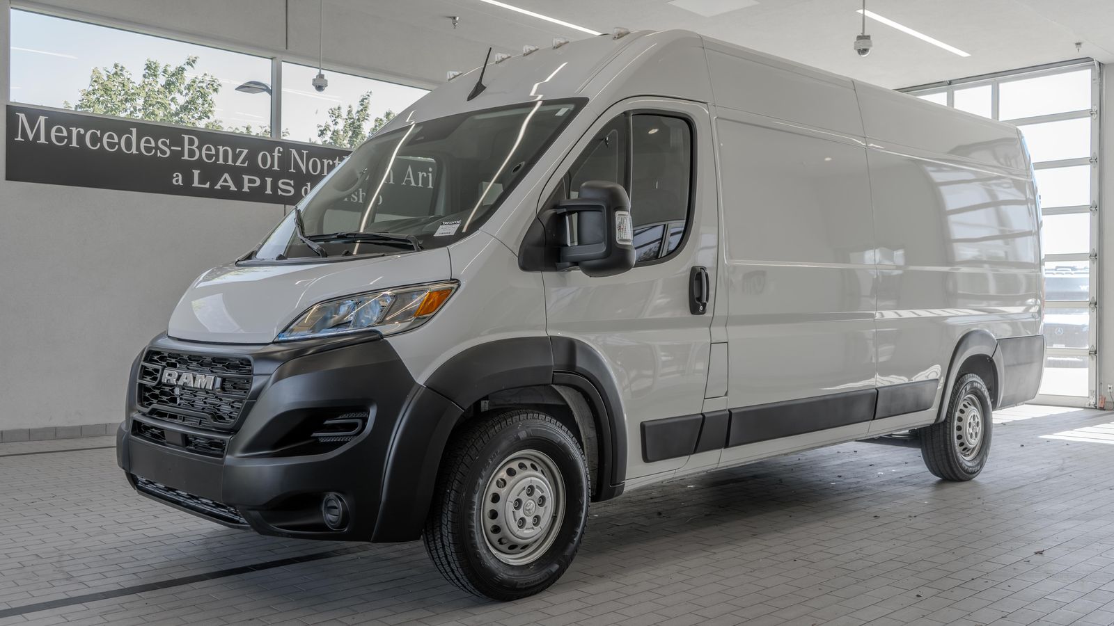 2024 Ram ProMaster 3500 High Roof — full photo 3 of 36