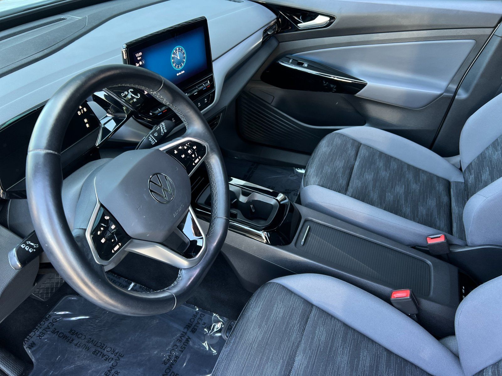 2022 Volkswagen ID.4 Pro — foto completa 10 de 28