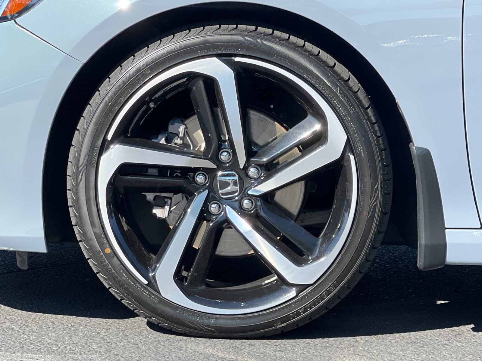 2022 Honda Accord Sport — foto completa 23 de 26