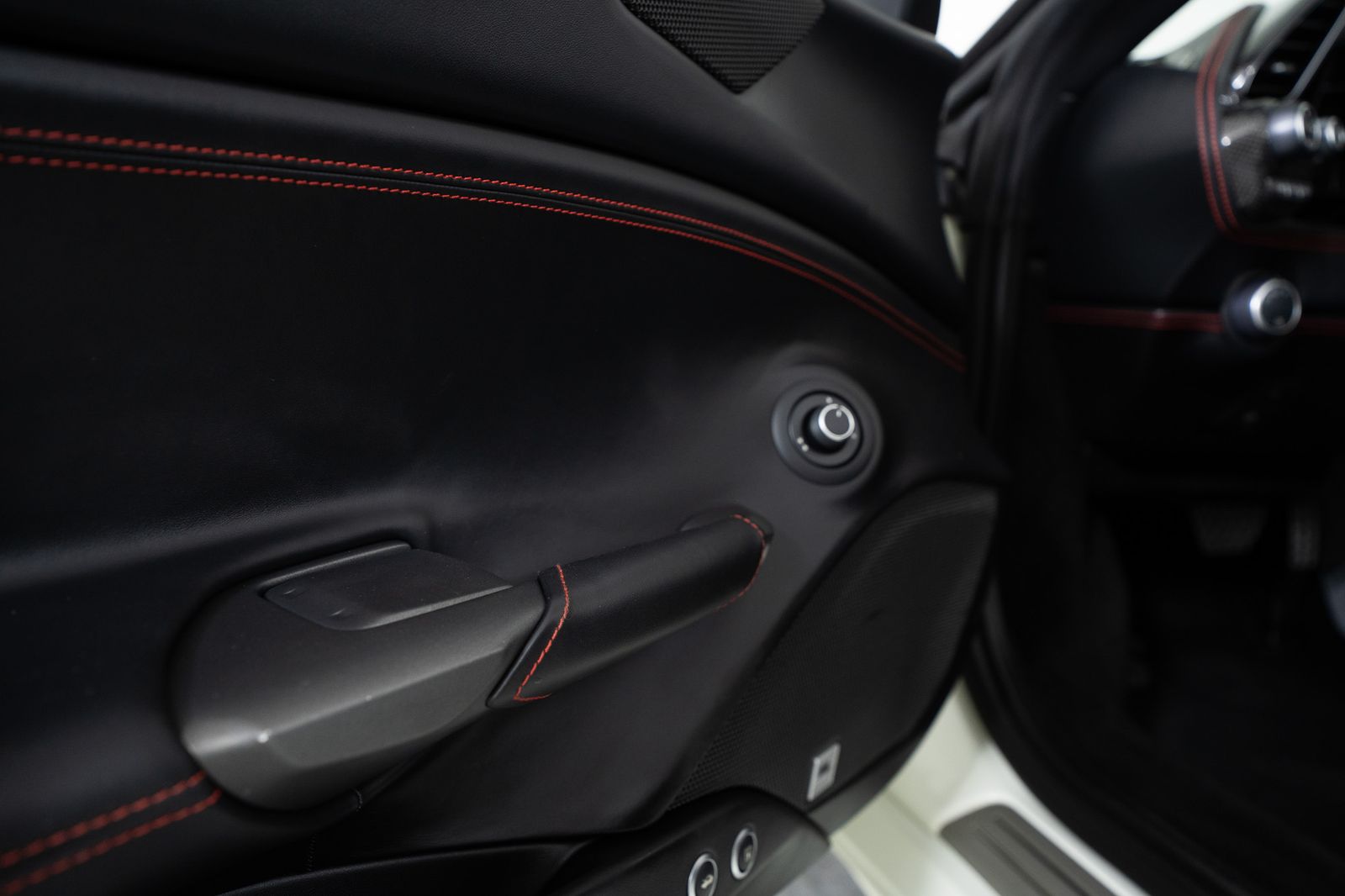 2019 Ferrari 488 Spider — foto completa 15 de 41
