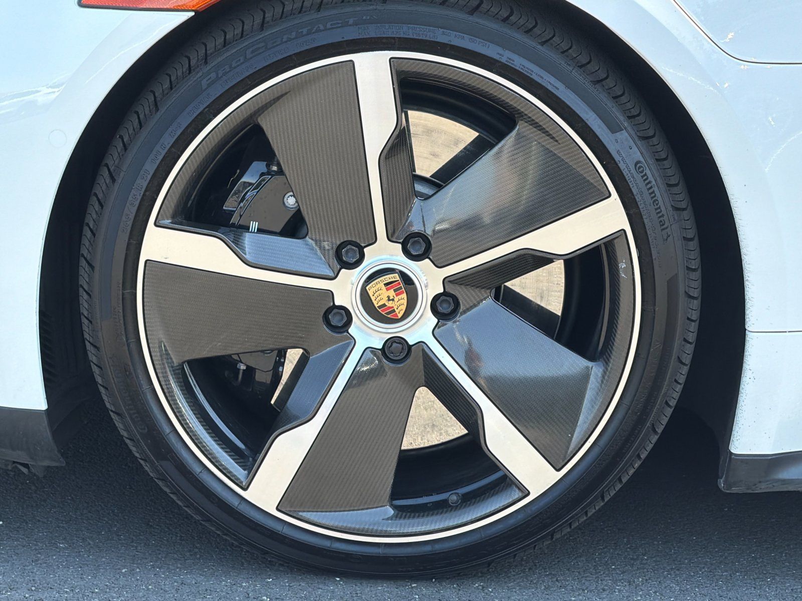 2021 Porsche Taycan Turbo — full photo 26 of 28