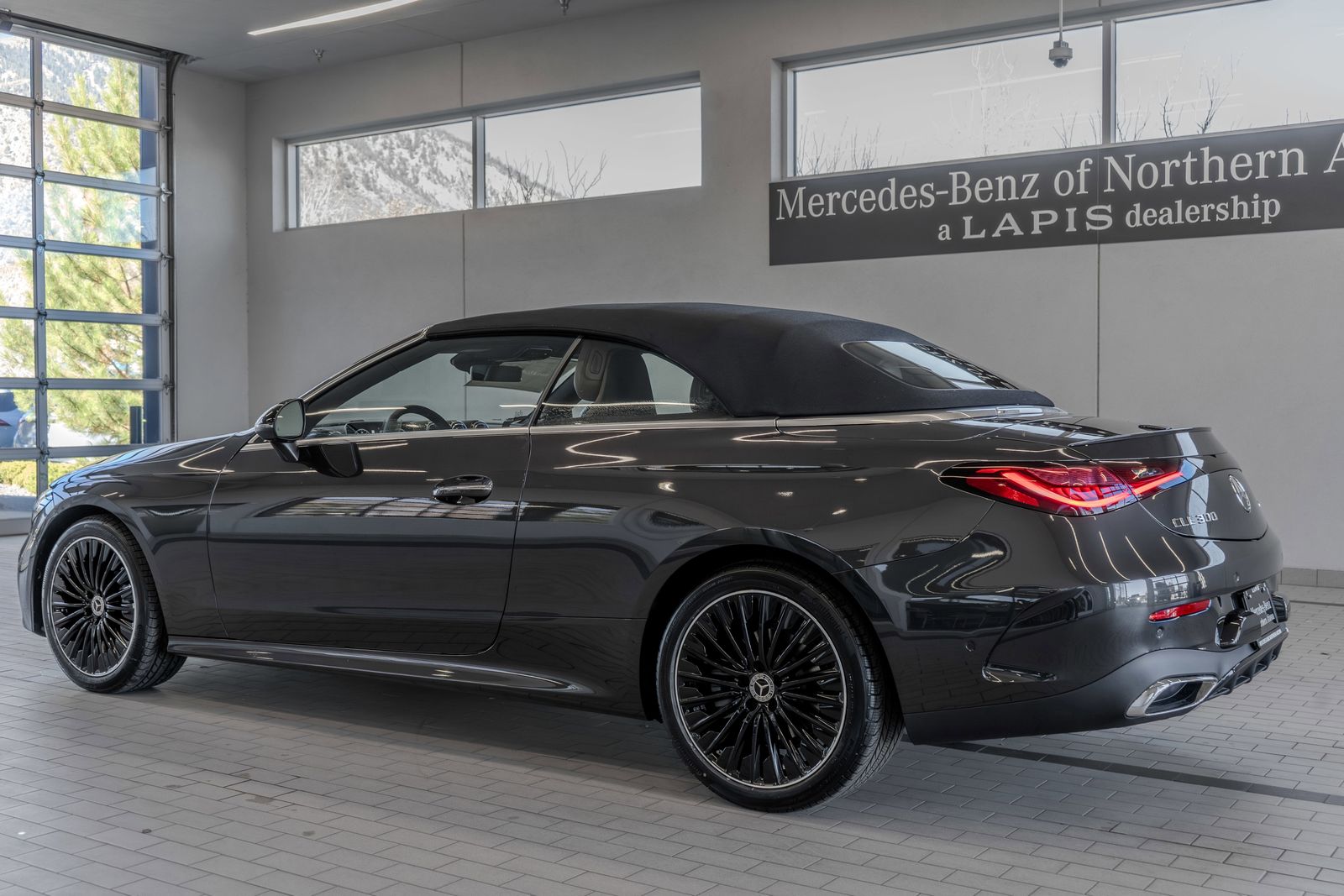 2026 Mercedes-Benz CLE CLE 300 — full photo 14 of 39