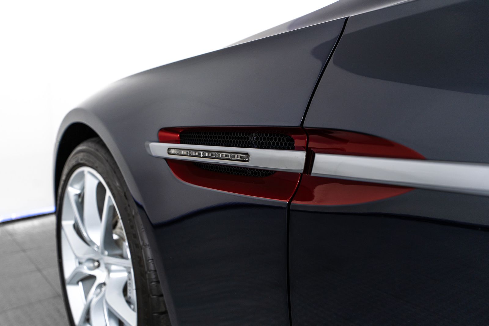 2018 Aston Martin Lagonda Taraf — foto completa 55 de 62
