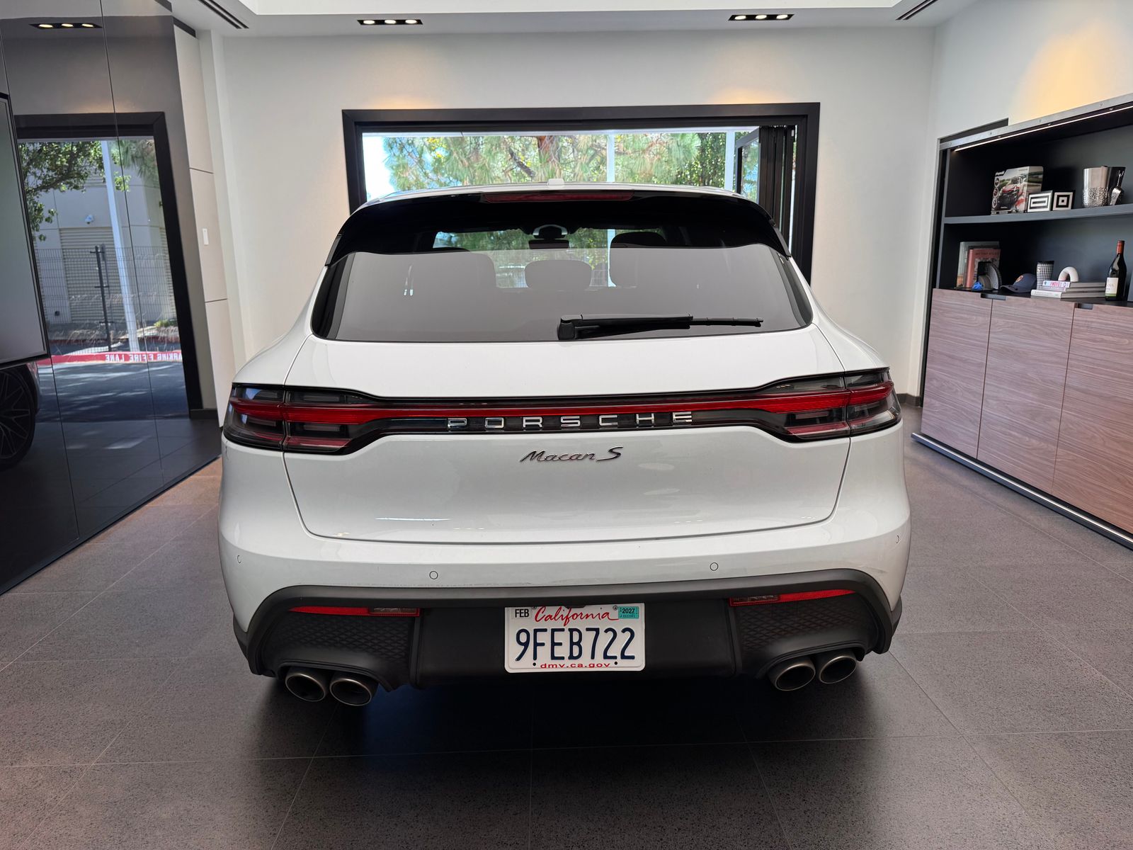 2023 Porsche Macan S — full photo 5 of 10
