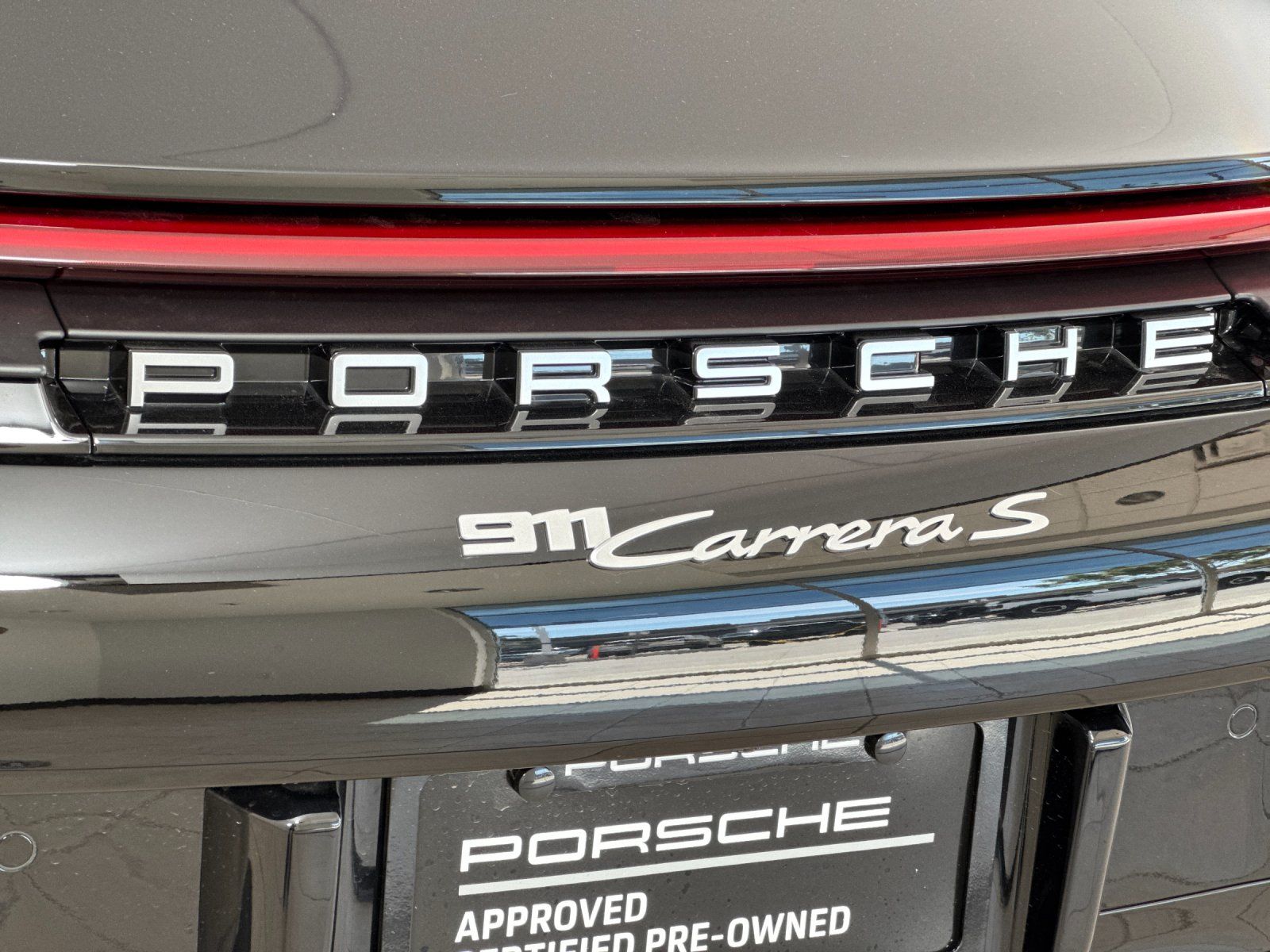 2025 Porsche 911 Carrera S — foto completa 27 de 28