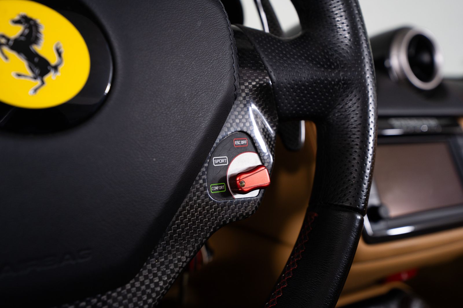 2012 Ferrari California — full photo 18 of 38